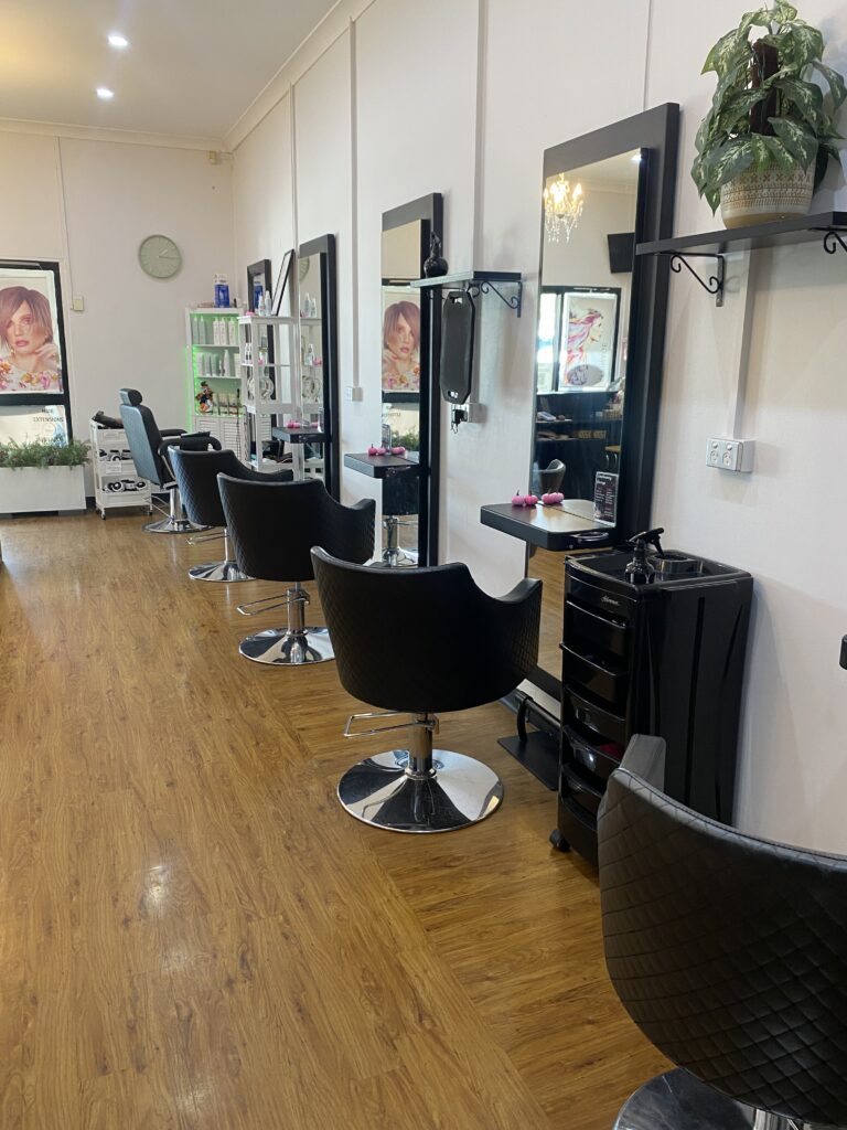 Qualified hairdresser-Full time Or Casual